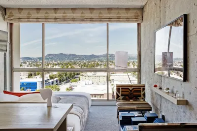 The LINE Hotel LA  호텔