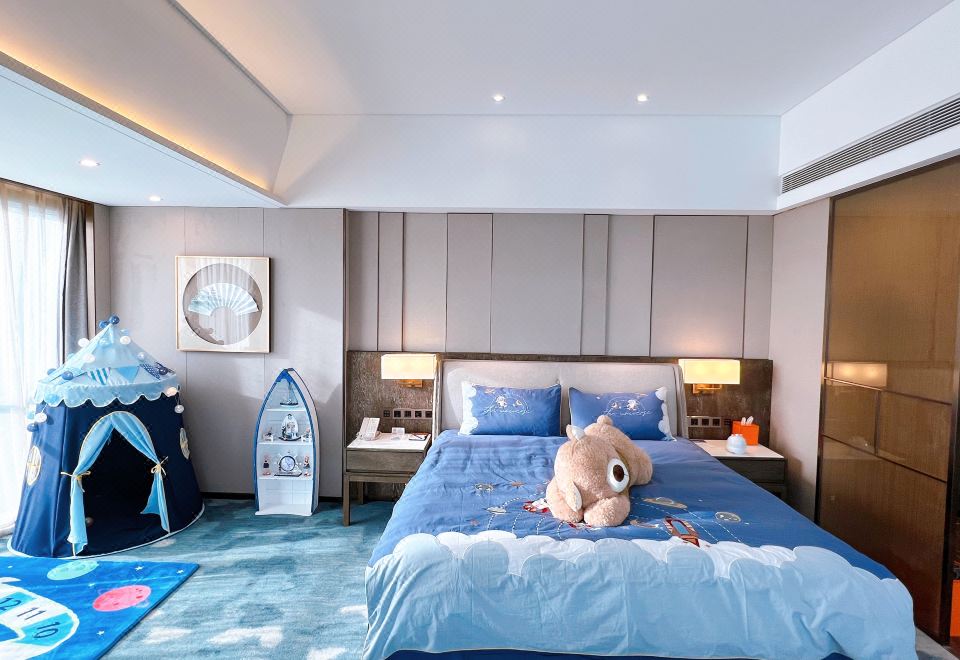 童心童趣全景大床房