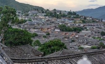 Lijiang Ancient City Yiyi Bieyuan Inn (Wuyi Street Branch)