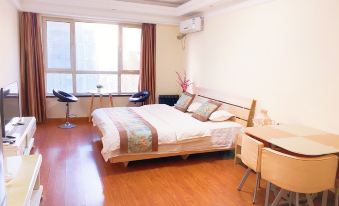 Yijing Holiday Inn Apartment (Shenyang jiazhaoye store)