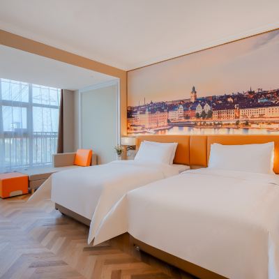 商務雙床房（落地窗+電視投屏+舒適床品） 維也納酒店（濟南章丘政務中心大學城店）優惠