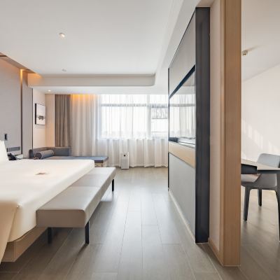 幾木享浴大床房（浴缸+小冰箱） 崑山長江北路寶裕廣場亞朵飯店優惠