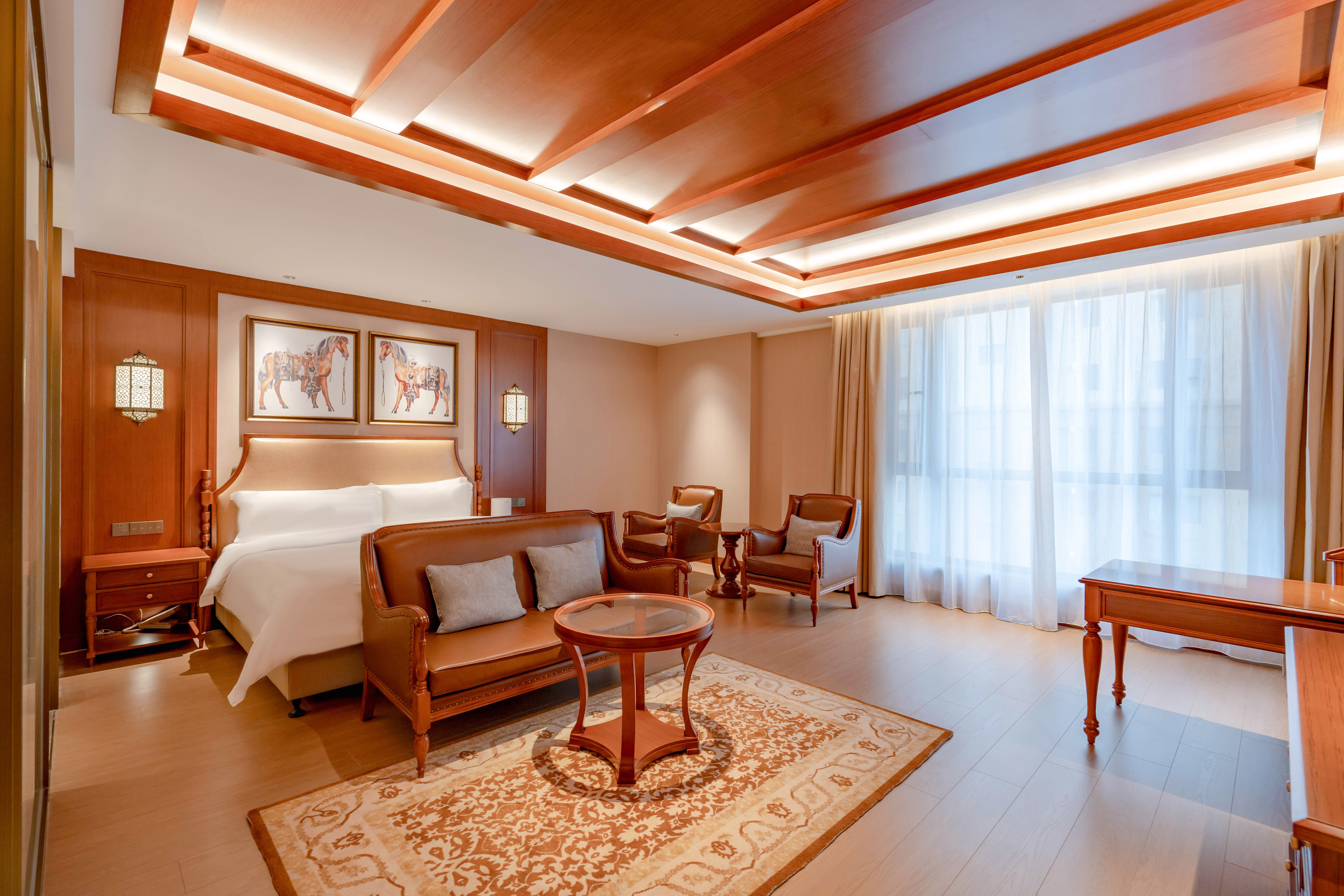 豪华大床房（加湿器+金可儿舒睡床品+小冰箱）