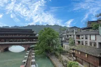 YIQUAN RIVERVIEW B&B (TUO RIVER, YUNQIAO) Hotels in 