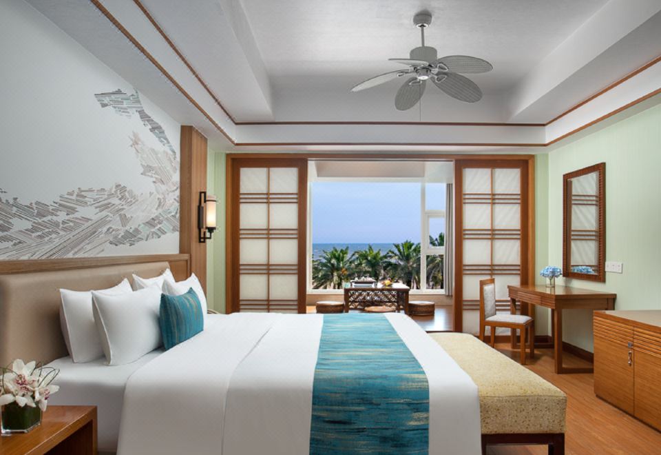 豪华海景大床房（海景落地窗）