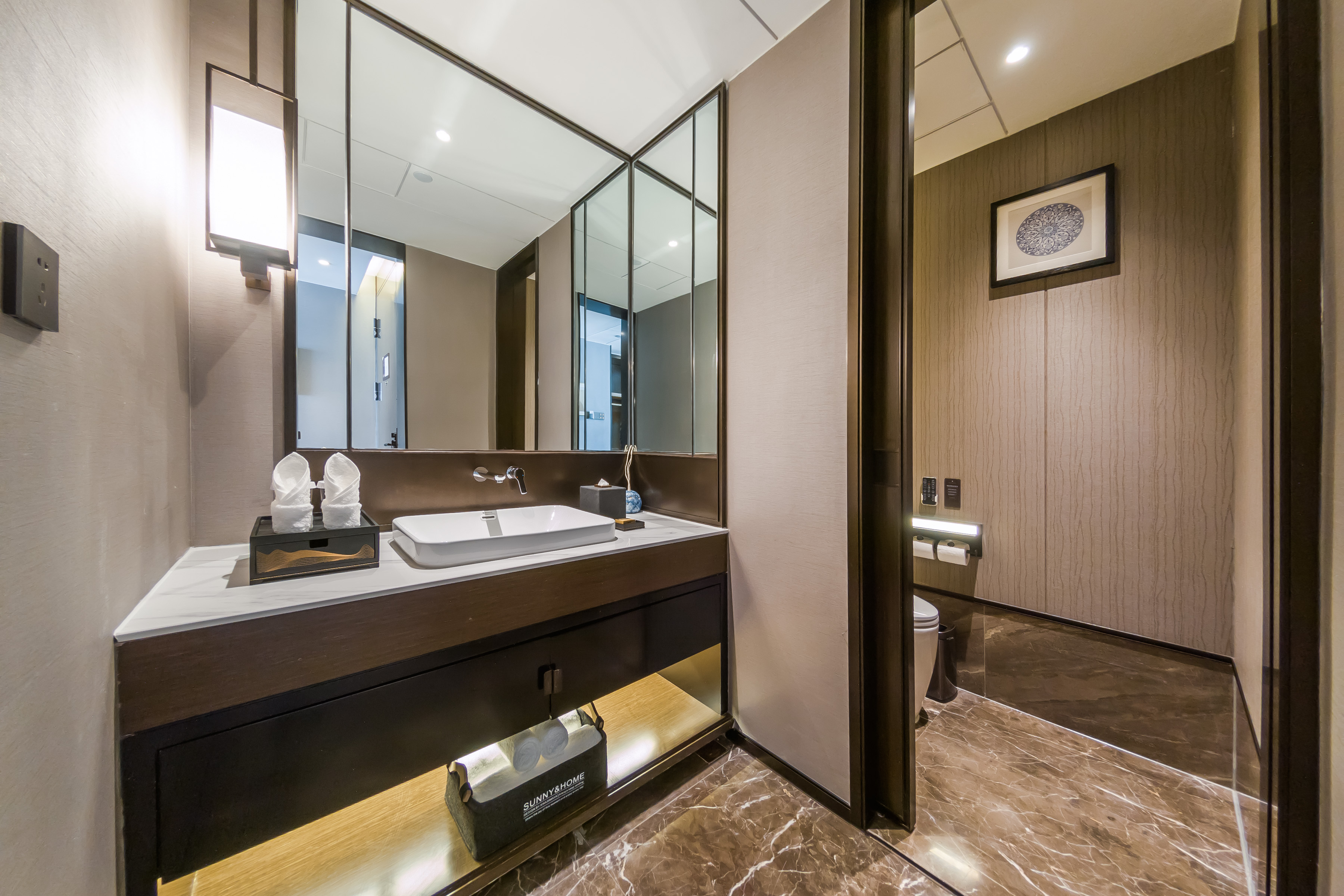 萃华影音大床房（全屋智能小度＋影院+冰箱+柔软浴袍）