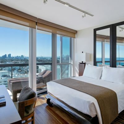 Two-Bedroom Suite with City and Ocean View