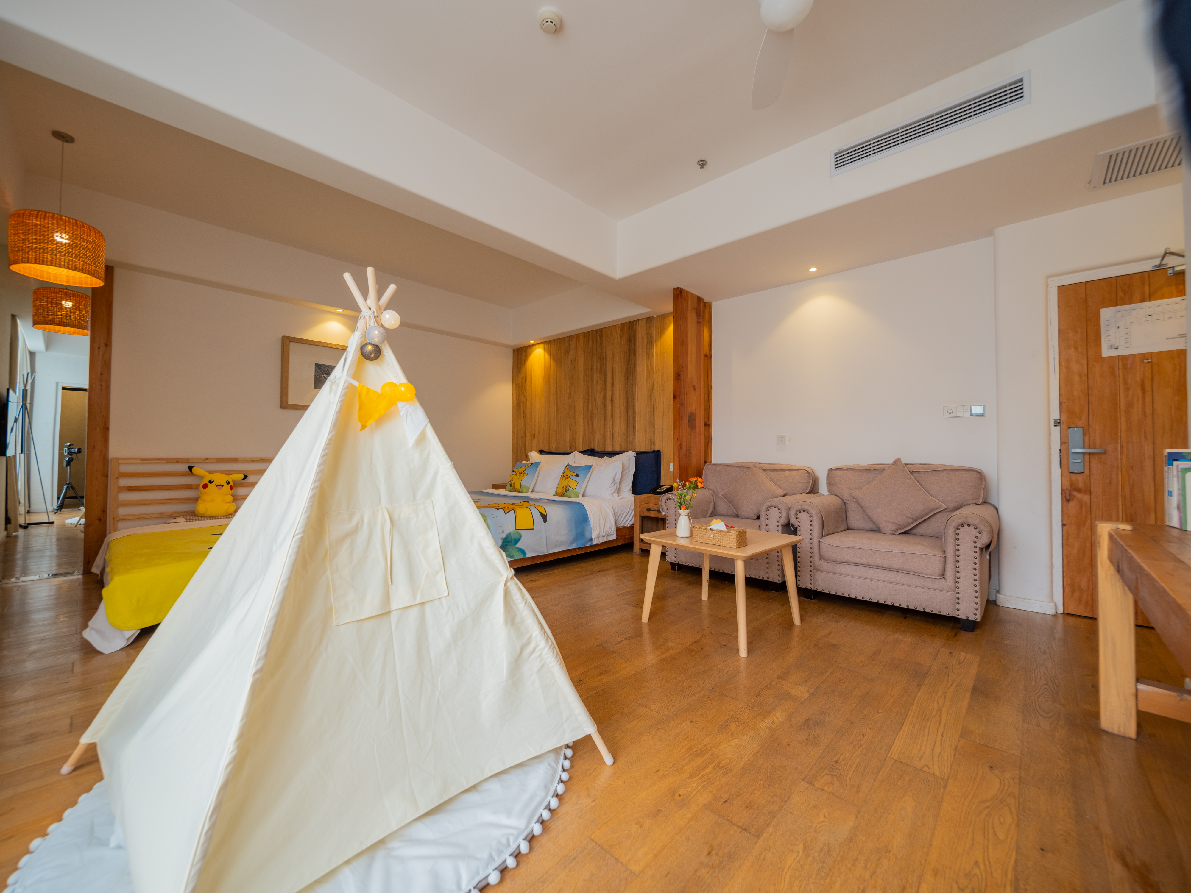 童梦雅舍?Family萌趣亲子房【童趣帐篷+vip电影】