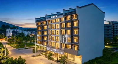 Orlan Café & Bar Homestay Hotels in 