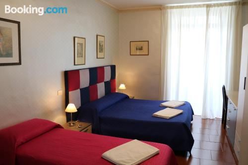 带阳台的三人房