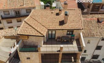Apartamentos Rurales El Rapallo - Housity