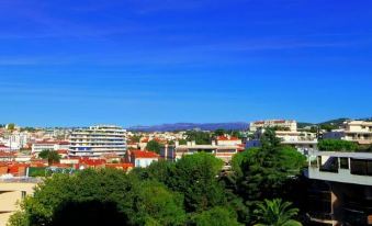 Méditerranée by Welcome to Cannes