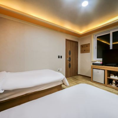 트윈룸 더블침대+싱글침대 안동 스테이 모텔 쿠폰