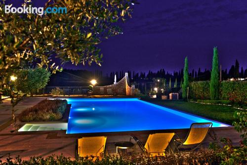 豪华两卧室公寓