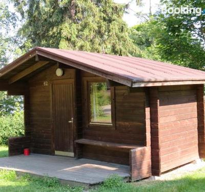 Cottage With Shared Bathroom