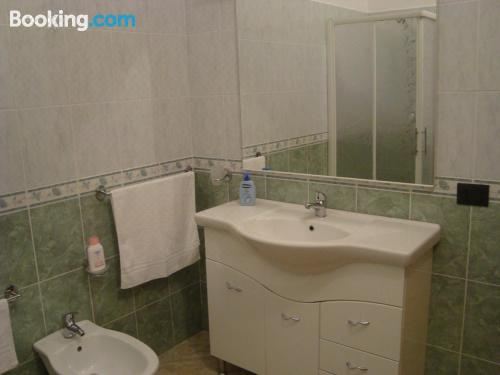 带阳台的三人房