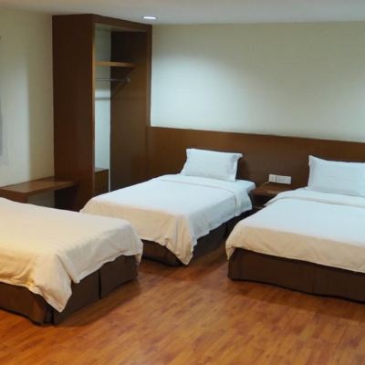 Suite Keluarga Kupon 906 Hotel Melaka Raya