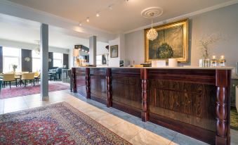 Hotel Hubert - Housity