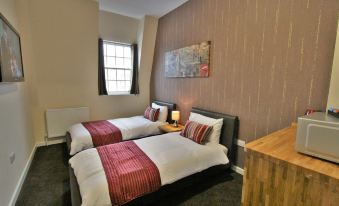 Central Hotel Gloucester by Roomsbooked