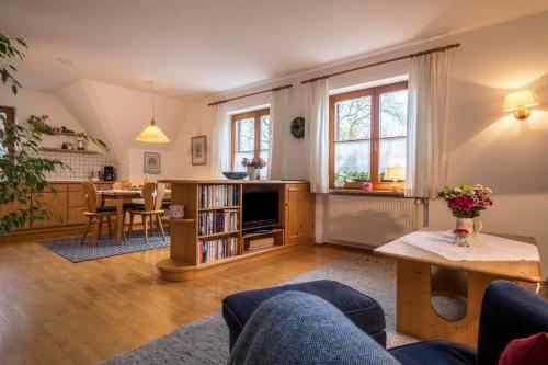 高级一卧室带阳台公寓