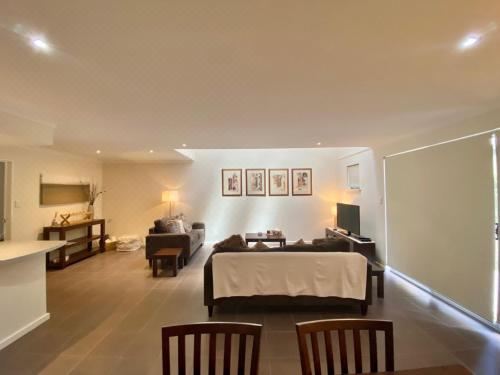 三卧室联排别墅