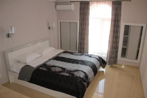 豪华双人床房（带加床）