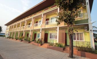 Rimfangkhong Hotel