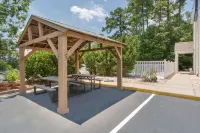 Microtel Inn & Suites by Wyndham Augusta Riverwatch