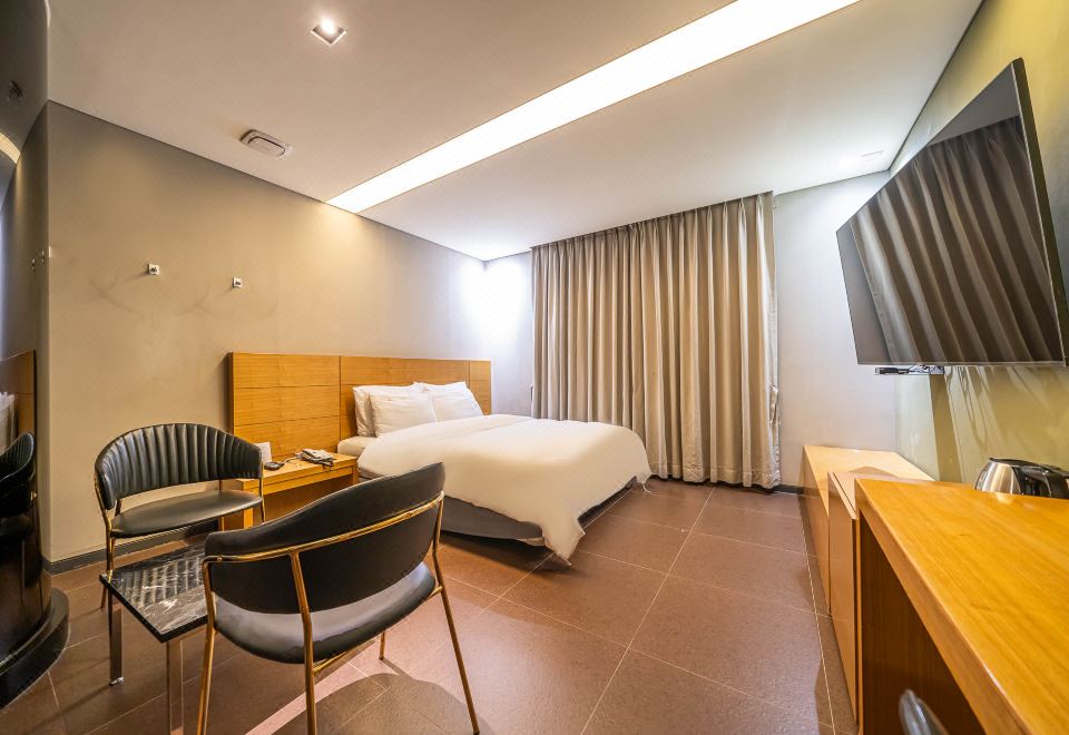 豪华 （随机分配河景房）