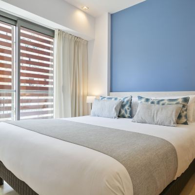 Business One-Bedroom Apartment Lugaris Rambla Promo Code