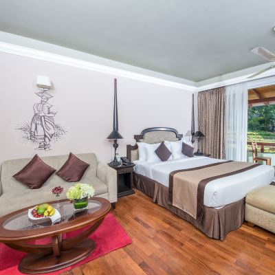 Super Deluxe Room Earl's Regent Hotel Promo Code