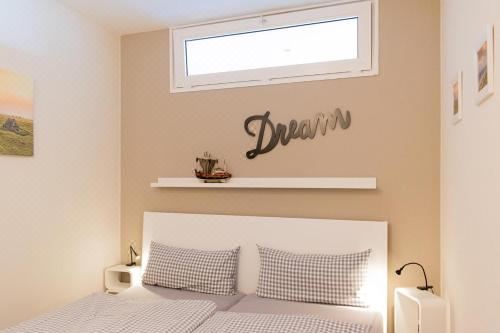 Ferienwohnung Strandhotel App. 105 Apartment