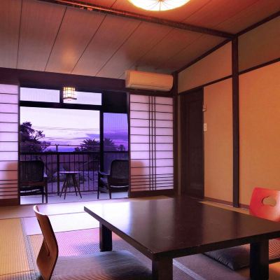 A 12-Tatami Mat Traditional Japanese Room With A Pleasant Tatami Aroma -Room Only-[Standard] [Japanese Room] [Twin Room] [Non-Smoking] かね吉一燈庵 クーポン