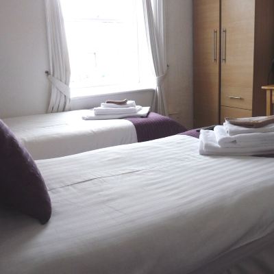 Twin Room, Ensuite, Harbor View (Room4) Aaran Guesthouse Promo Code