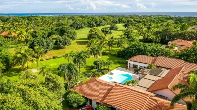 Luxurious Casa de Campo Villa for up to 12 People Hotel di 