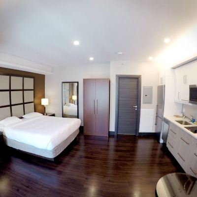 Superior King Studio M Montreal Hostel Promo Code