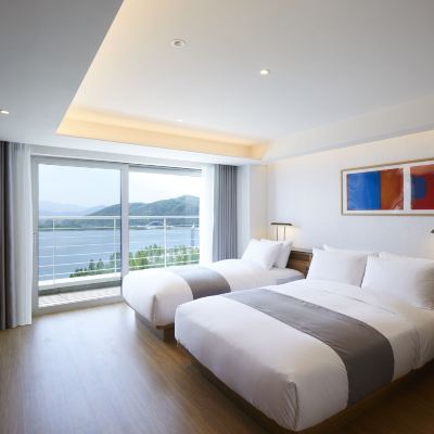 Corner Suite Twin Room, Lake View (Indoor Pool Access For 2/ Once Per Night) 라한셀렉트 경주 쿠폰