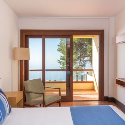 Junior Family Room Almadraba Park Hotel Promo Code
