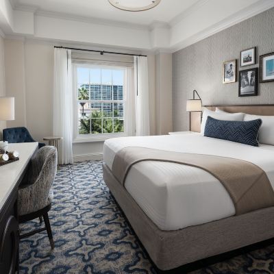 Vintage King Room La Valencia Hotel Promo Code