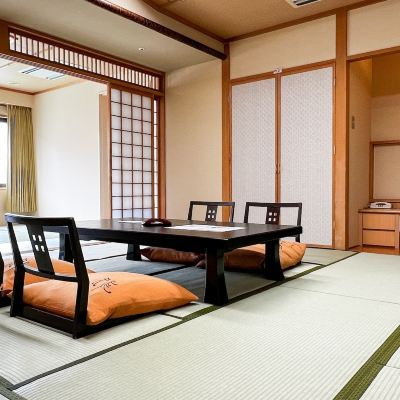 【本館／栞】街側グループ客室 あかん遊久の里 鶴雅 クーポン