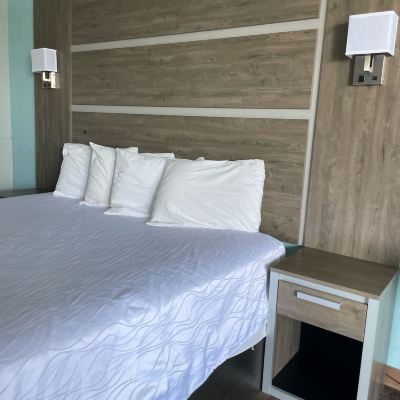 Standard Room, 1 King Bed (Standard King) (Dog Friendly) Buccaneer Inn Promo Code