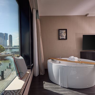 Junior Spa King Suite With Harbor View Mainport Promo Code