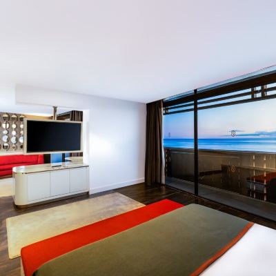 Deluxe Suite Nirvana Cosmopolitan Promo Code