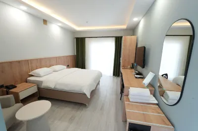 Expo Garden Hotel Hotels in 