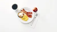 Holiday Inn Express & Suites Phoenix - Midtown by IHG