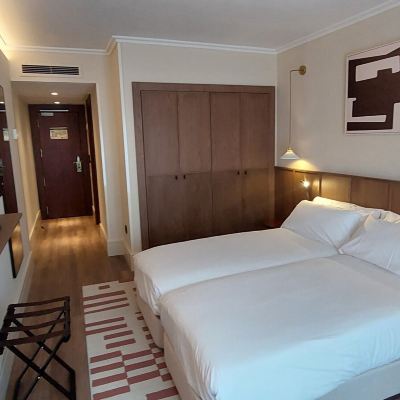 Premier Twin Room, 2 Twin Beds Palacio Valderrabanos Promo Code