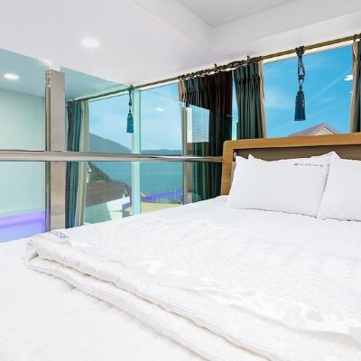 Basic Room, 1 Bedroom (Luxury Pool 101)