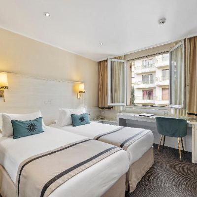 One-Bedroom Twin Napoleon Promo Code