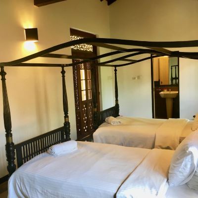 Deluxe Twin Room Villa Capers Promo Code