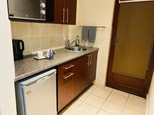 特大床一室房（带梳化床）